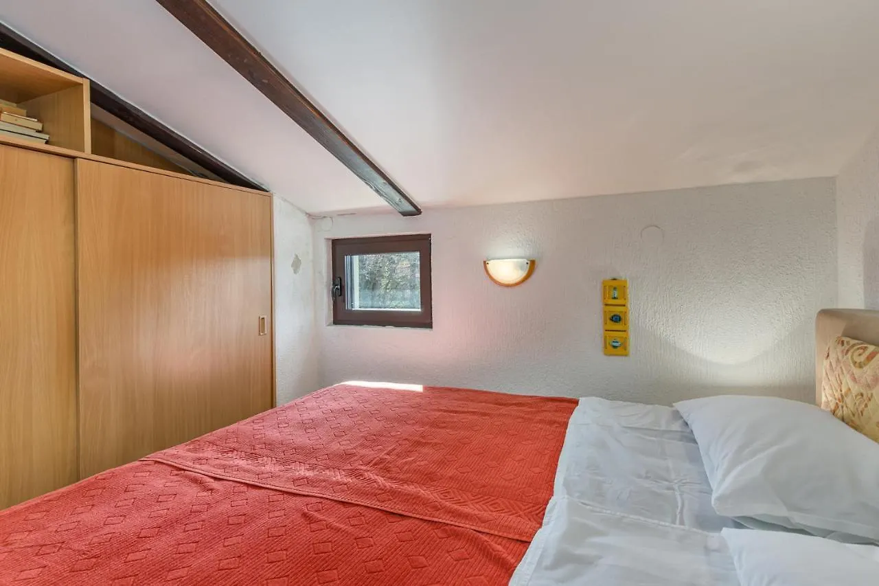 Apartment Villa Calma By El-Pi Tours Njivice Croatia