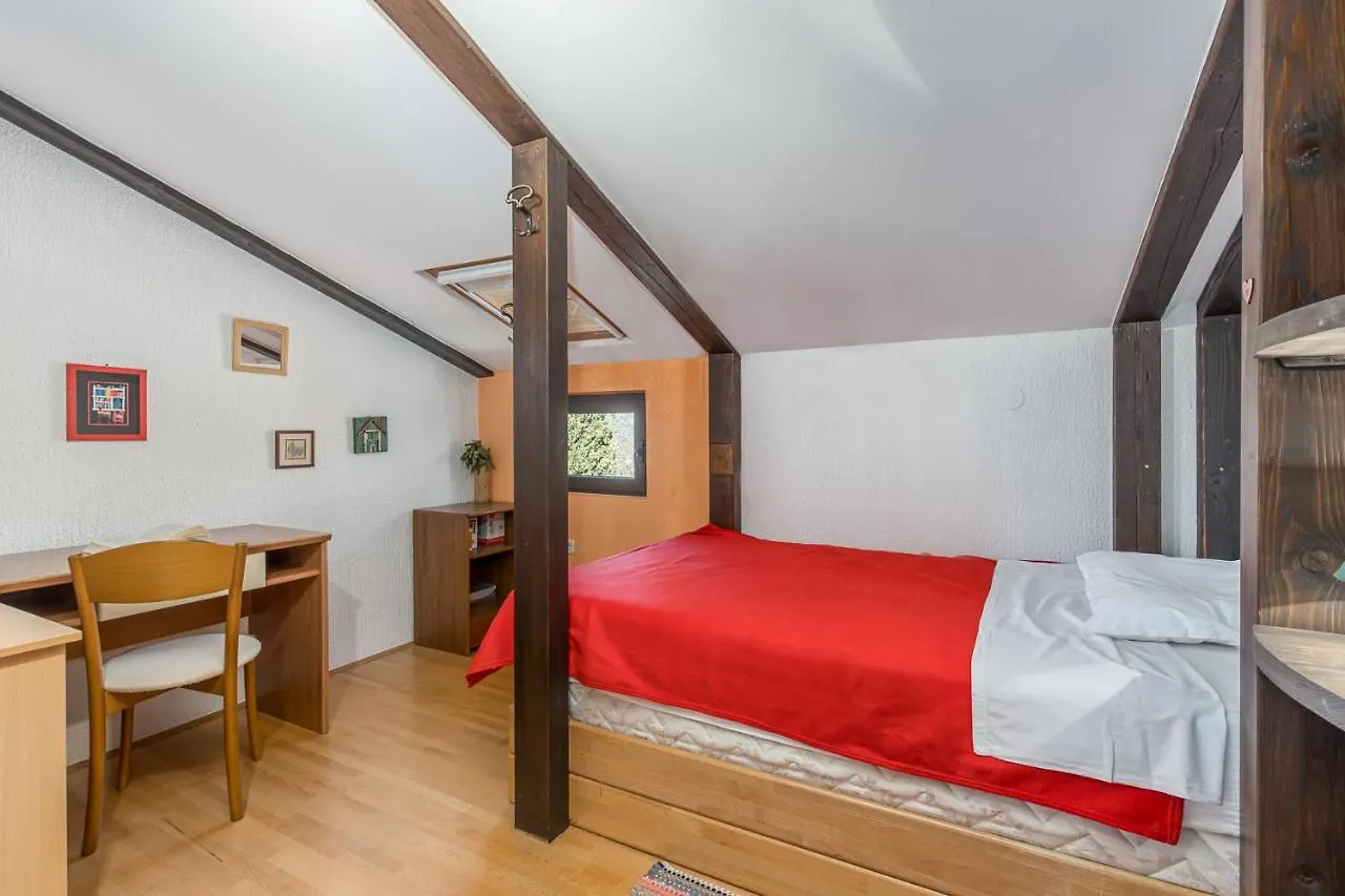 Apartment Villa Calma By El-Pi Tours Njivice Croatia